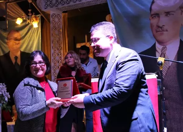 MHP'li Ersoy: 2002'de AK Parti'ye Oy Veren Sosyoloji ile Bugünkü Sosyoloji Kendi İçinde Farklılaştı MHP'li Ersoy: 2002'de AK Parti'ye Oy Veren Sosyoloji ile Bugünkü Sosyoloji Kendi İçinde Farklılaştı
