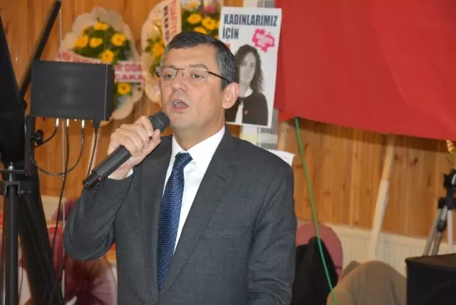 Akhisar CHP'de Yeni Başkan İsmail Fikirli Akhisar CHP'de Yeni Başkan İsmail Fikirli