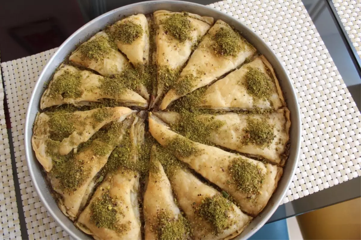 Bu da Kayısılı Baklava