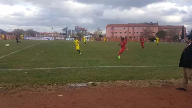 Galatasaray evinde galibiyetle tanıştı Galatasaray evinde galibiyetle tanıştı