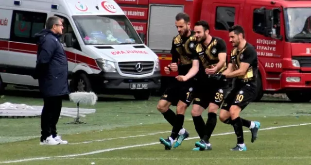 Osmanlıspor, Alanyaspor'u 3 Penaltı Golüyle 3-0 Yendi