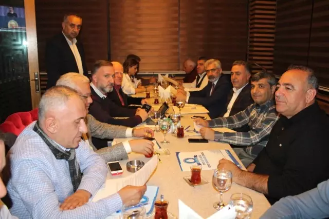 İş Çevresi, Milletvekilleriyle 'Taşeron' İşçileri Konuştu