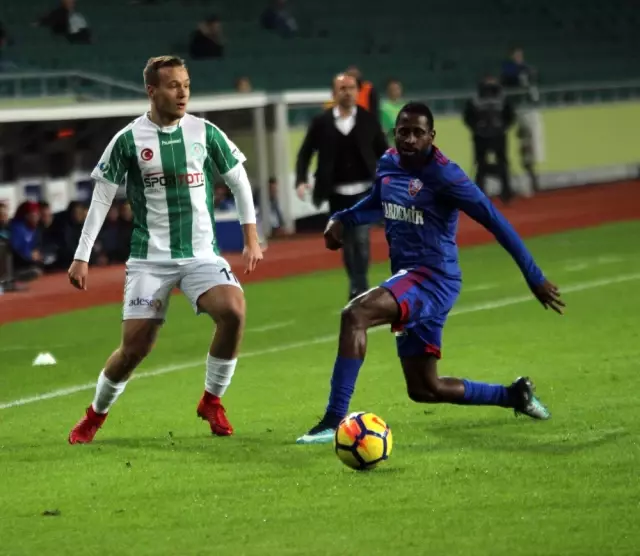 Süper Lig: Atiker Konyaspor: 1 - Kardemir Karabükspor: 0 (İlk Yarı) Süper Lig: Atiker Konyaspor: 1 - Kardemir Karabükspor: 0 (İlk Yarı)