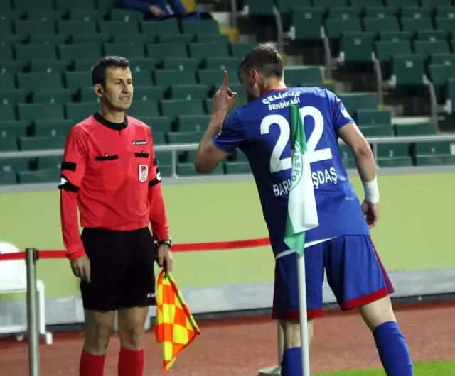Süper Lig: Atiker Konyaspor: 1 - Kardemir Karabükspor: 0 (İlk Yarı) Süper Lig: Atiker Konyaspor: 1 - Kardemir Karabükspor: 0 (İlk Yarı)