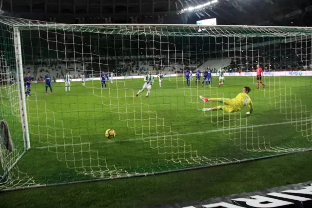 Süper Lig: Atiker Konyaspor: 1 - Kardemir Karabükspor: 0 (İlk Yarı) Süper Lig: Atiker Konyaspor: 1 - Kardemir Karabükspor: 0 (İlk Yarı)