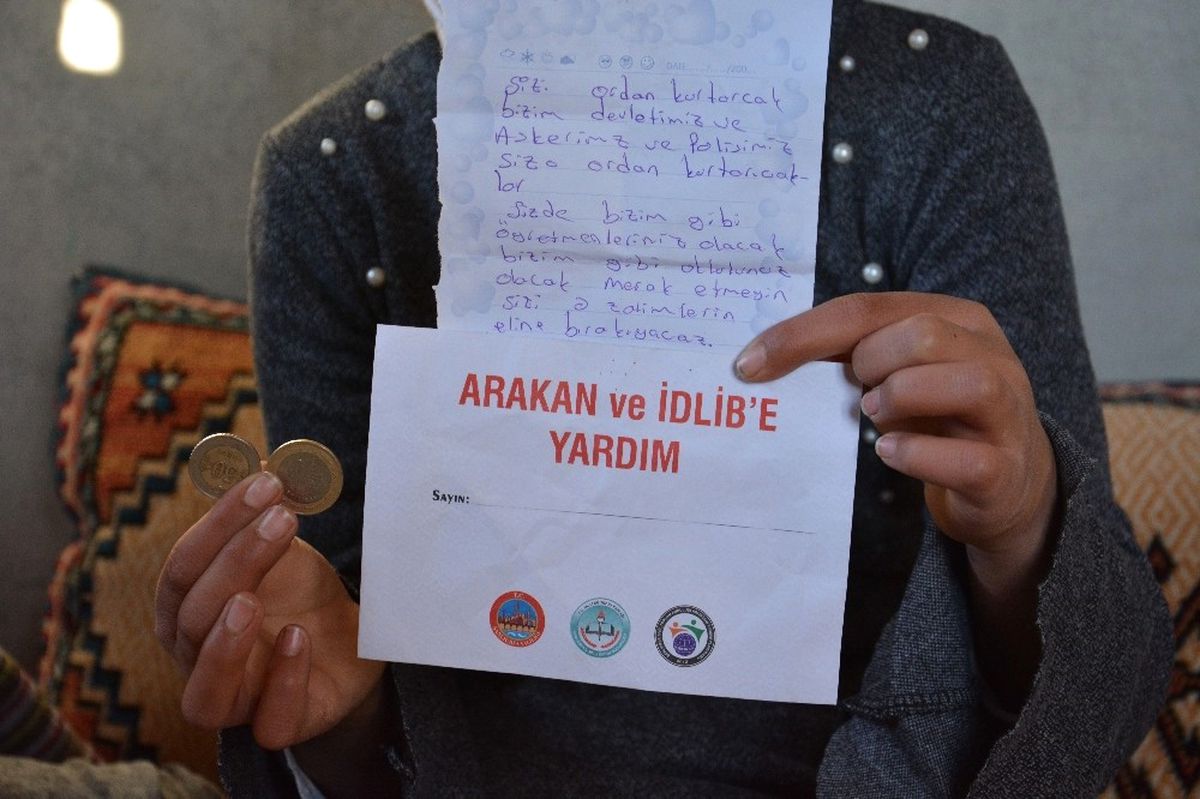Bağış Yaparken Yazdığı Notla Herkesi Duygulandıran Öğrenci Konuştu