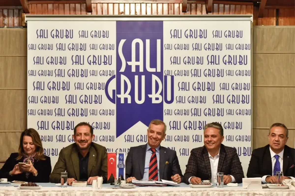 Başkan Uysal, 'Belediyeciliğimizin Merkezinde İnsan Var'