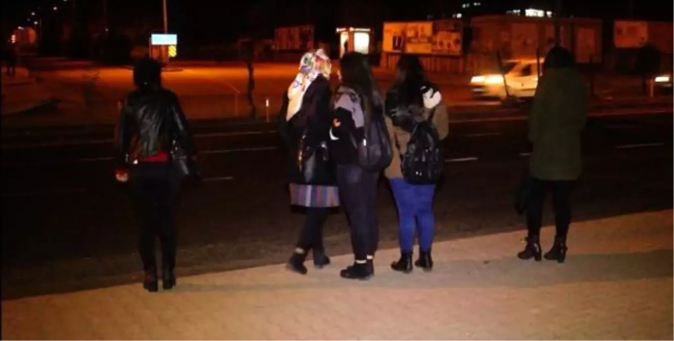 Bingöl'de 2'nci Öğretimin Kız Öğrencilerinin Ulaşım Tepkisi