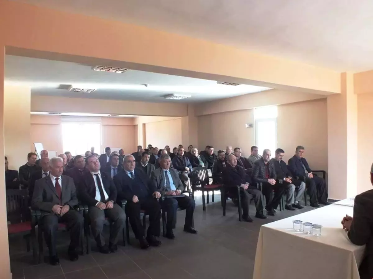 Kaymakam Muhtarlarla Buluştu