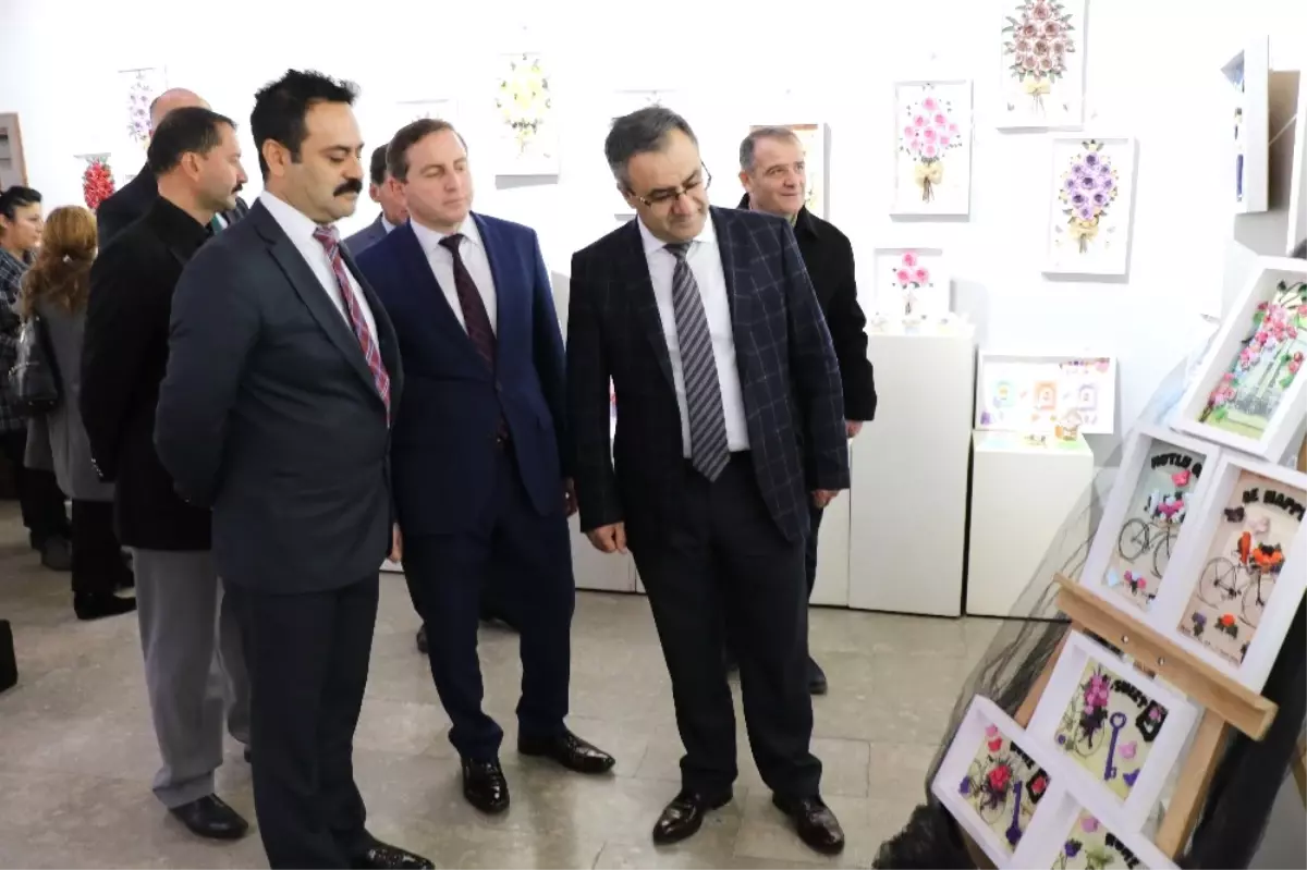 Özel Öğrencilerden Kokulu Taş Sergisi