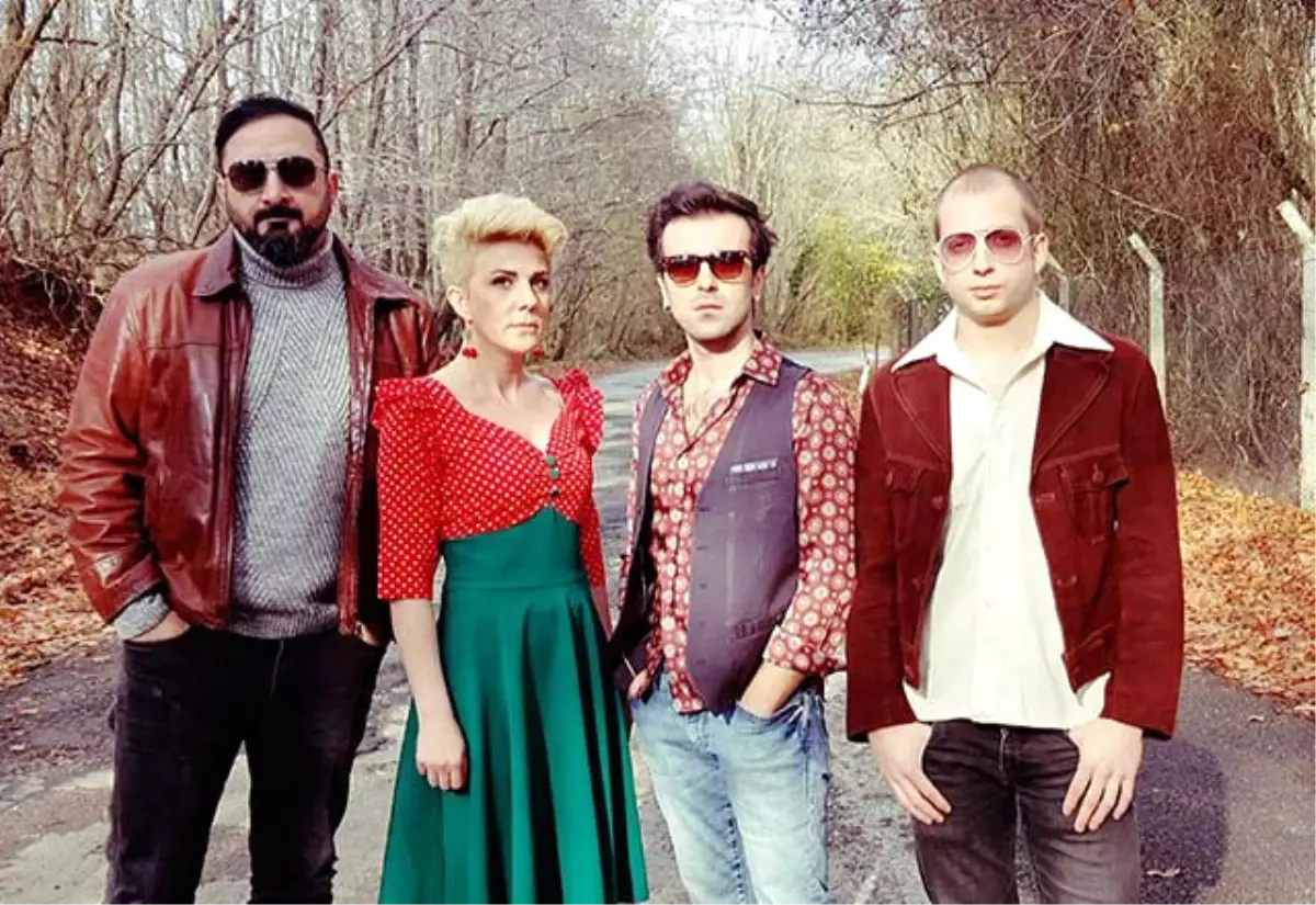 'Sana Benziyor' Raflarda