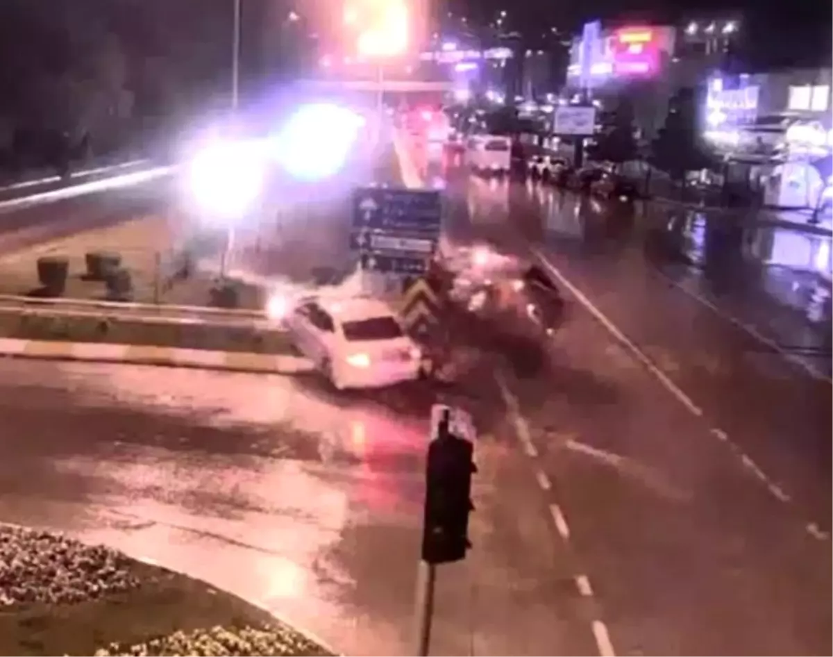 Tokat'ta Kavşaklarda Meydana Gelen Kazalar Mobese'ye Yansıdı