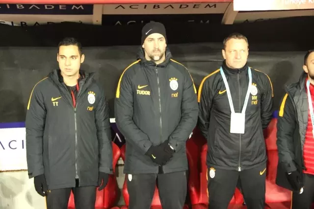 Galatasaray Deplasmanda Sivas Belediyespor'a 2-1 Mağlup Oldu Galatasaray Deplasmanda Sivas Belediyespor'a 2-1 Mağlup Oldu