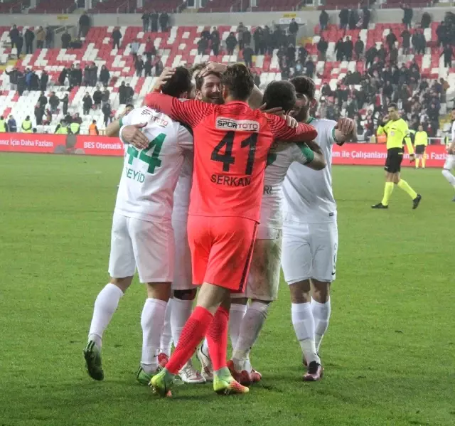 Ziraat Türkiye Kupası: Sivas Belediyespor: 2 - Galatasaray: 1 (Maç Sonucu) Ziraat Türkiye Kupası: Sivas Belediyespor: 2 - Galatasaray: 1 (Maç Sonucu)