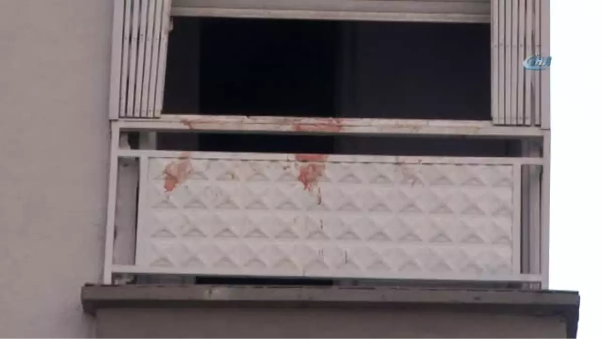 Cinnet Getiren Baba Çocuklarını ve Karısını Öldürdü