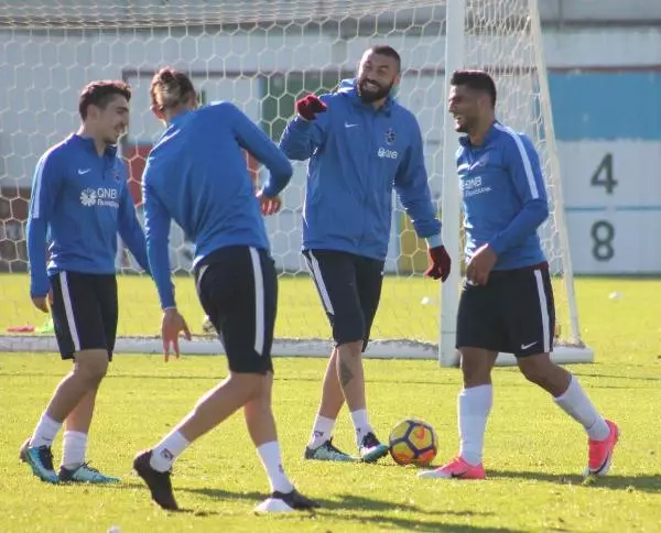 Trabzonspor'da Bursaspor Maçı Hazırlıkları Başladı Trabzonspor'da Bursaspor Maçı Hazırlıkları Başladı