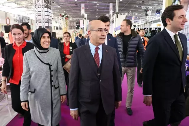 Adana'da 'Ev'leniyoruz Fuarı' Açıldı