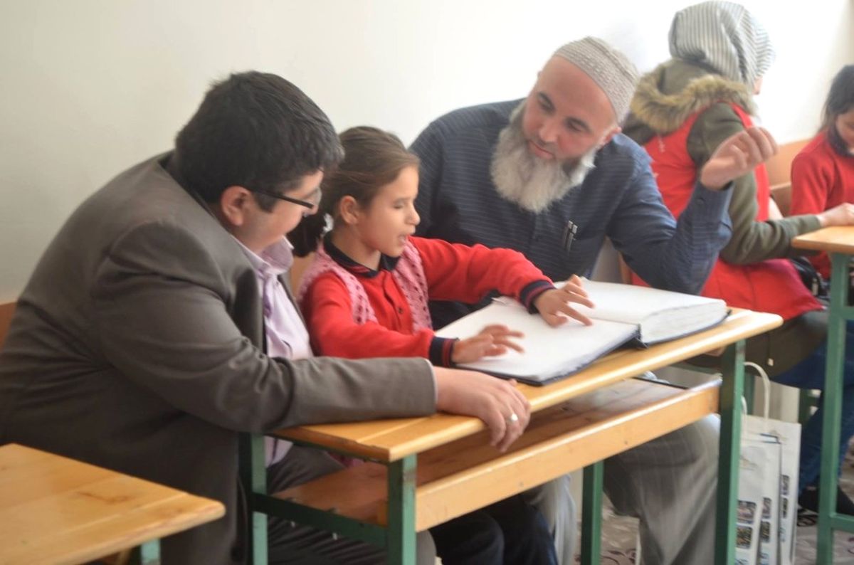 Afyonkarahisar Gençlik Merkezi Gönüllüleri Engelli Kur'an Kursu'nu Ziyaret Etti