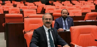 AK Parti'li Alim Tunç; 'Meclis Çocuk Parkı Değildir'