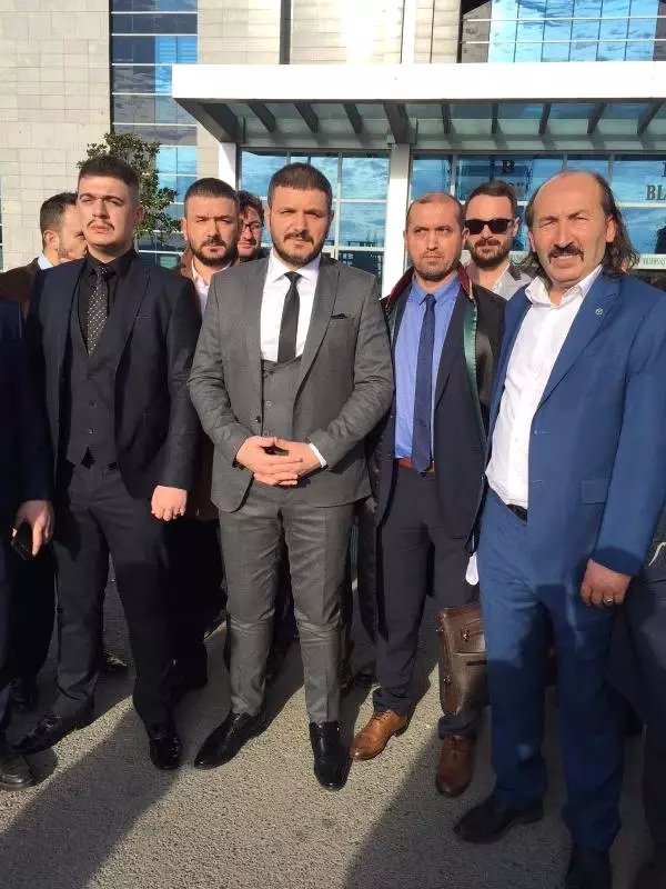Alperen Ocakları Genel Başkan Vekili Mican'a Onur Yürüyüyüşüne Yönelik Sözlerinden 4 Bin TL Ceza... Alperen Ocakları Genel Başkan Vekili Mican'a Onur Yürüyüyüşüne Yönelik Sözlerinden 4 Bin TL Ceza...