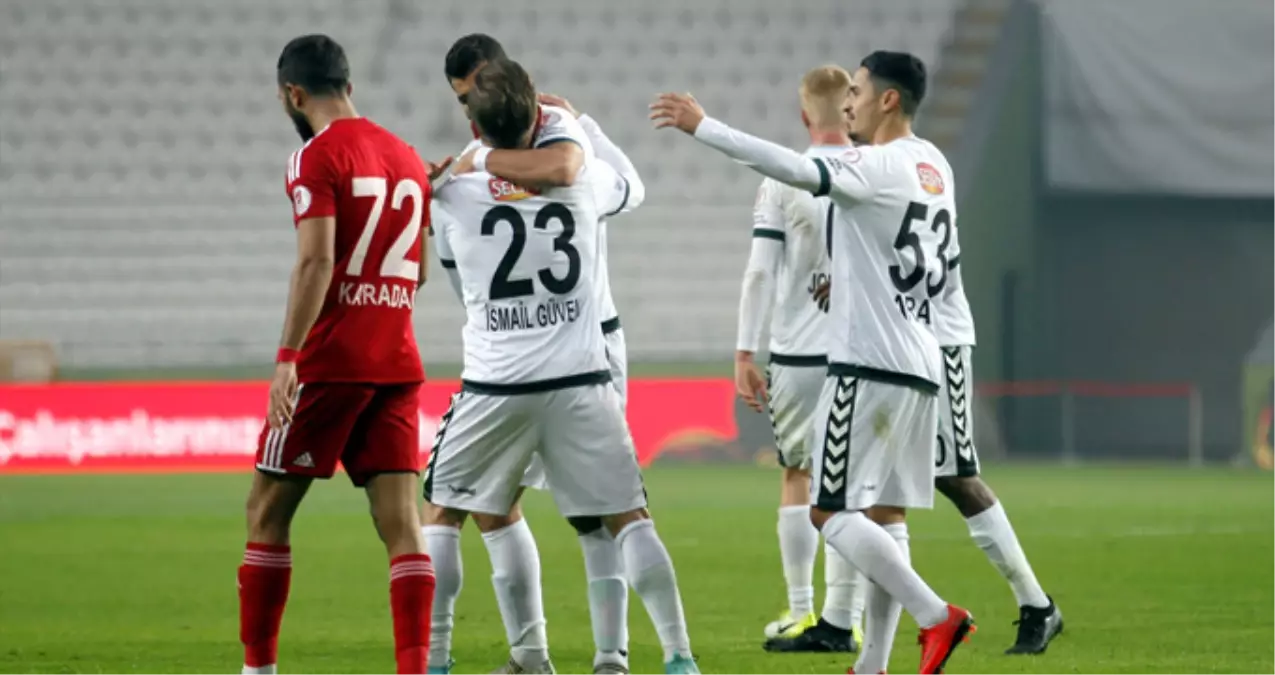 Batman Petrol'u 2-0 Yenen Atiker Konyaspor, Turu Atlayan Taraf Oldu