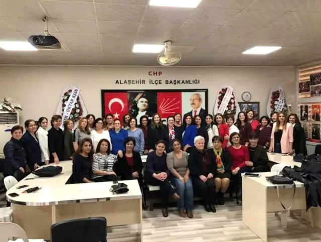 CHP Alaşehir'de Ayşe Musal Güven Tazeledi CHP Alaşehir'de Ayşe Musal Güven Tazeledi