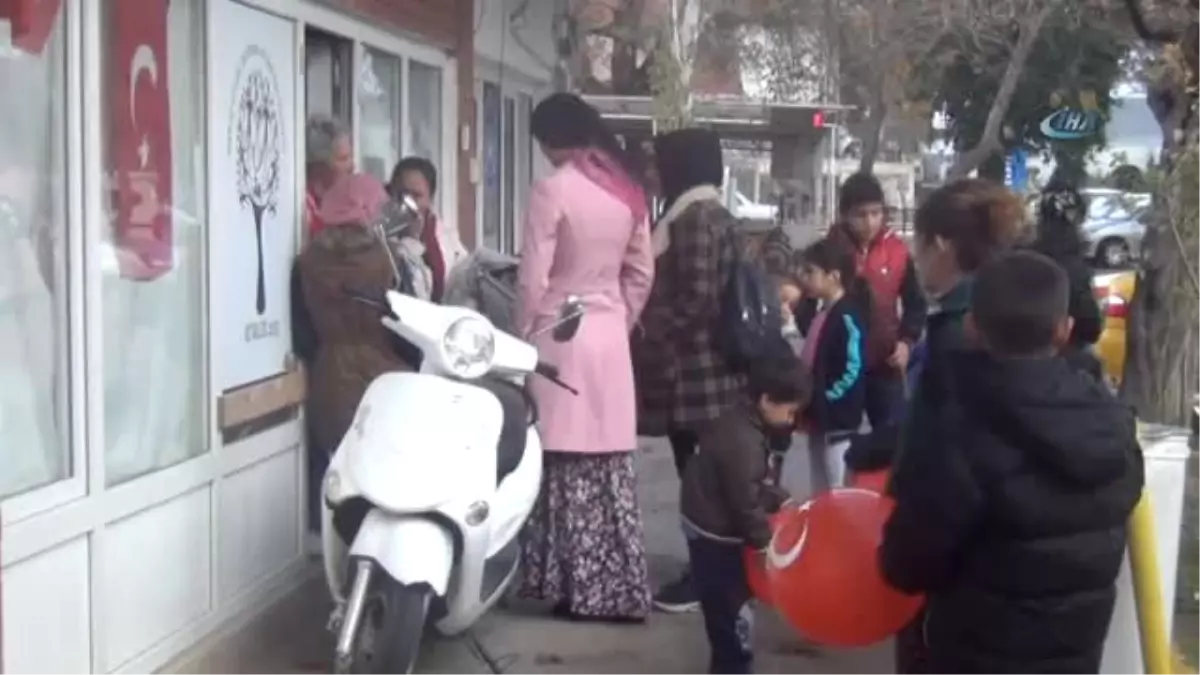 Gaye İnsan'dan Ayvalıklı Çocuklara Anlamlı Destek