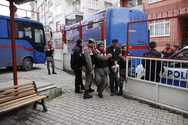 Tekirdağ'da Fetö'nün 'Kripto Askerleri' Hakim Karşısına Çıktı Tekirdağ'da Fetö'nün 'Kripto Askerleri' Hakim Karşısına Çıktı