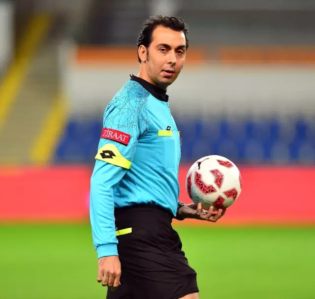 Ziraat Türkiye Kupası: Medipol Başakşehir: 0 - Kipaş Kahramanmaraşspor: 0 (İlk Yarı)