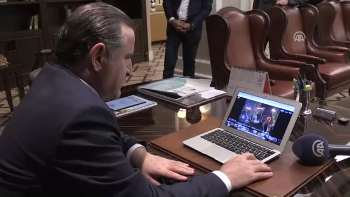 Bakan Bak, Aa'nın 'Yılın Fotoğrafları' Oylamasına Katıldı