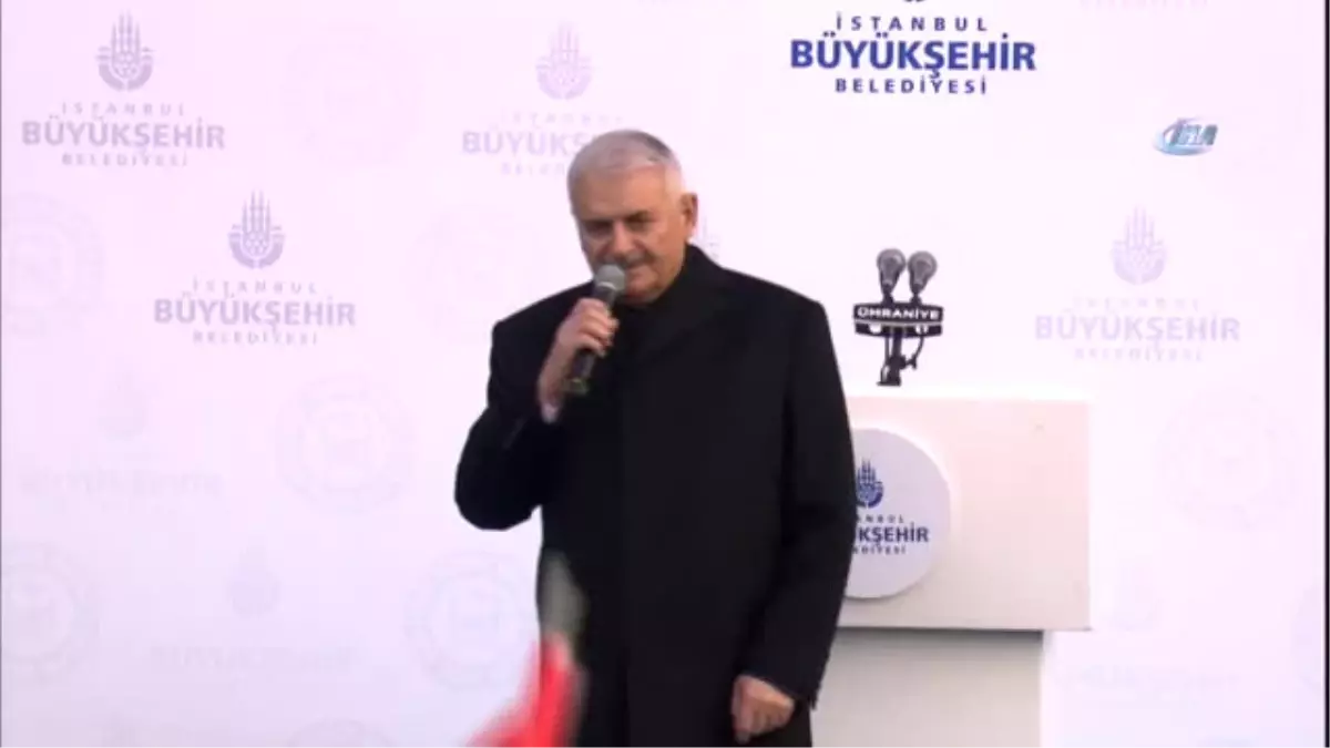 Cumhurbaşkanı Erdoğan, Sürücüsüz Metro ile Üsküdar'dan Ümraniye'ye Geçti