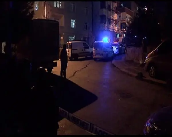 Küçükçekmece'de Silahlı Çatışma: 1 Ölü