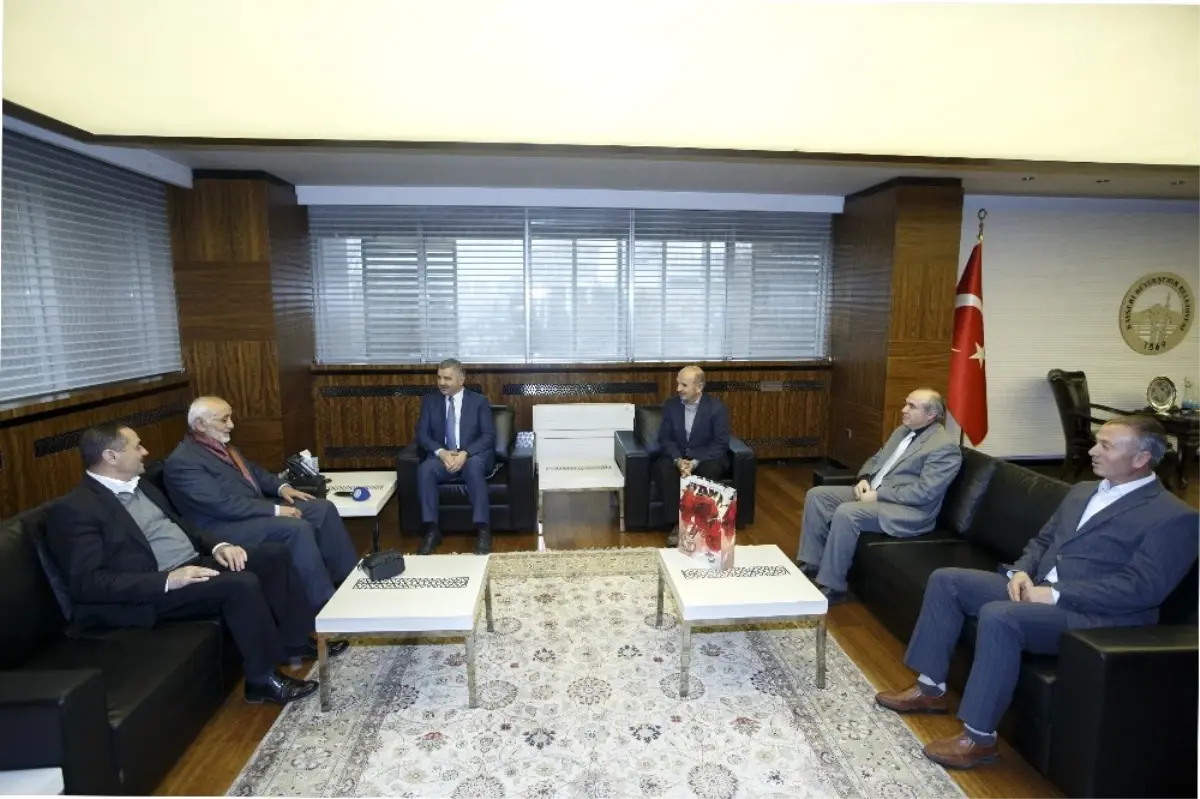 Mazlumder Yöneticileri Başkan Çelik'i Ziyaret Etti