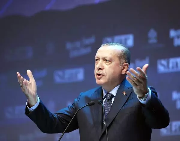 Necip Fazıl Ödülleri Sahiplerini Buldu(2)