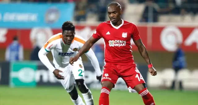 Alanyaspor, Sahasında Sivasspor ile 1-1 Berabere Kaldı