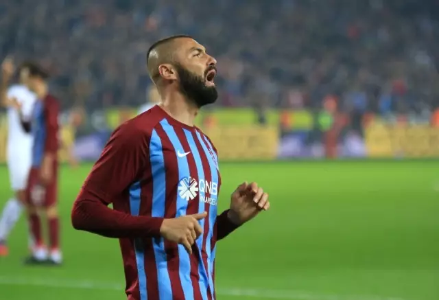 Süper Lig: Trabzonspor: 0 - Bursaspor: 0 (İlk Yarı) Süper Lig: Trabzonspor: 0 - Bursaspor: 0 (İlk Yarı)