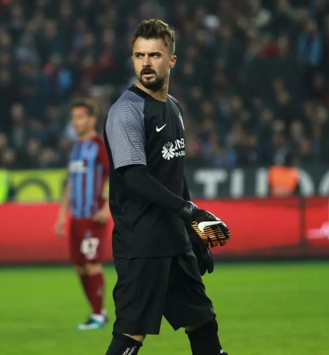 Süper Lig: Trabzonspor: 0 - Bursaspor: 0 (İlk Yarı) Süper Lig: Trabzonspor: 0 - Bursaspor: 0 (İlk Yarı)