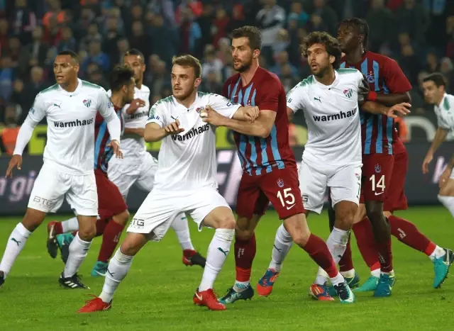 Trabzon'da İlk Yarıda Gol Yok