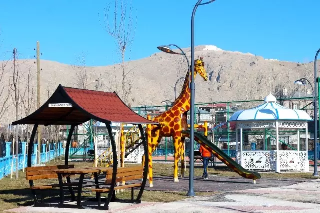 Tuşba Belediyesi Halka Verdiği Sözü Tuttu Tuşba Belediyesi Halka Verdiği Sözü Tuttu