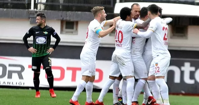 Kayserispor, Akhisarspor'u 2-0 Yenerek 4. Sıraya Yükseldi