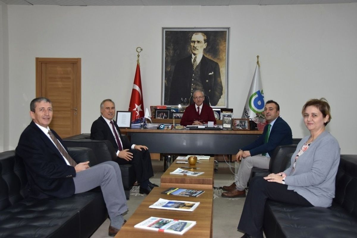 Başkan Albayrak, Basın İlan Kurumu Müdürleri Özvarlık ve Günel'i Makamında Ağırladı