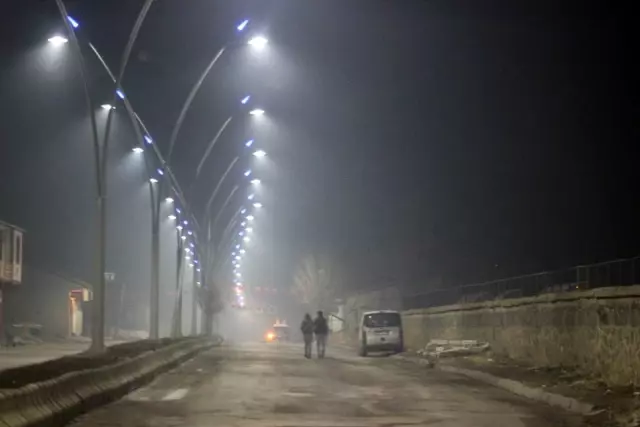 Taşlıçay'da Işıklandırma ve Refüj Çalışmaları