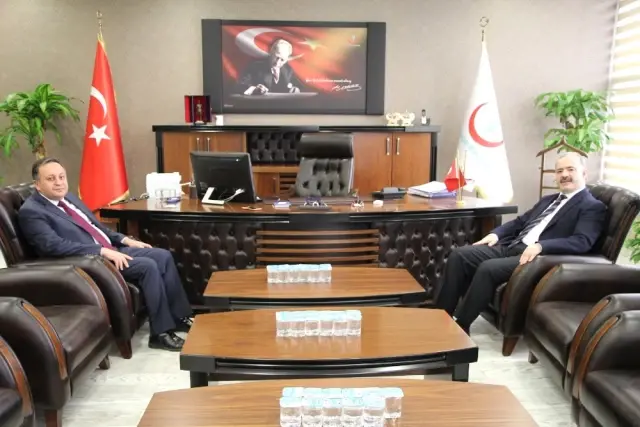 Sağlık Müdürü Akdoğan'a 'Hayırlı Olsun' Ziyaretleri Sağlık Müdürü Akdoğan'a 'Hayırlı Olsun' Ziyaretleri