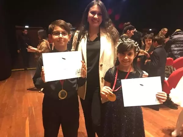 Çifte Birincilik Kazanan Harika Çocuklar, Roma'da Ödüllerini Aldı