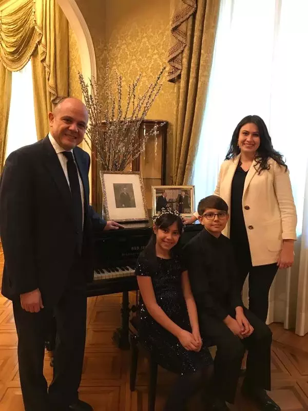 Çifte Birincilik Kazanan Harika Çocuklar, Roma'da Ödüllerini Aldı