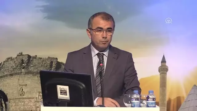 Buzağılarda Bakım Beslenme ve Buzağı Hastalıkları' Konferansı Buzağılarda Bakım Beslenme ve Buzağı Hastalıkları' Konferansı