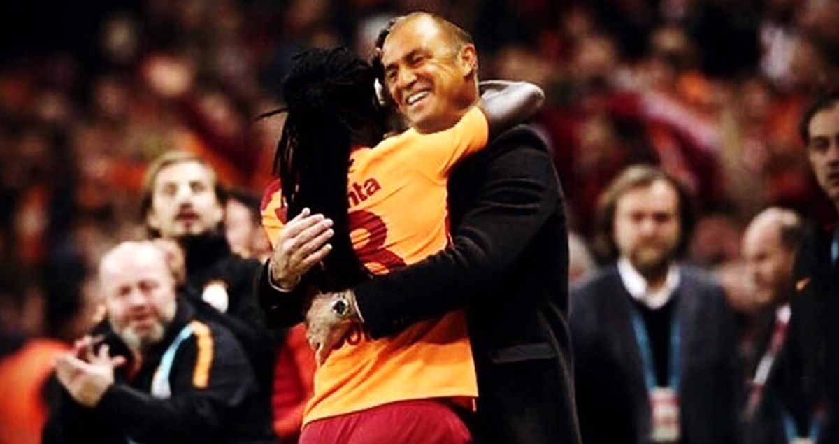 Galatasaraylı Gomis, Fatih Terim'le Photosoplanan Fotoğrafına Güldü