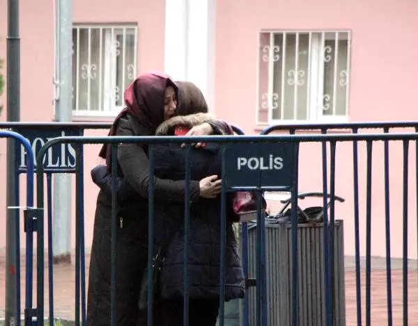 Bolu'daki Fetö Davasında, Eski Rektörün de Bulunduğu 17 Sanığa Beraat Bolu'daki Fetö Davasında, Eski Rektörün de Bulunduğu 17 Sanığa Beraat