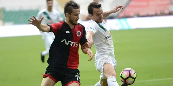 Bursaspor Sahasında Gençlerbirliği'ne Karşı Üstün
