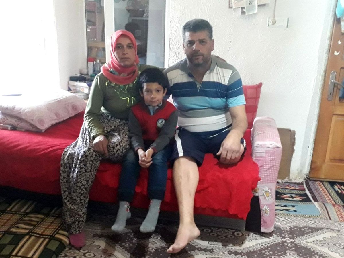 Protez Bacağını Çıkartıp Kendisine Saldıran Öğretmene Ders Verdi
